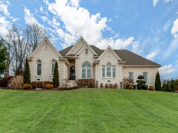 4422 Savage Pointe Dr, Franklin, TN 37064