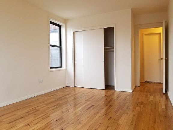 3rd image of 2300 Olinville Ave APT 15G