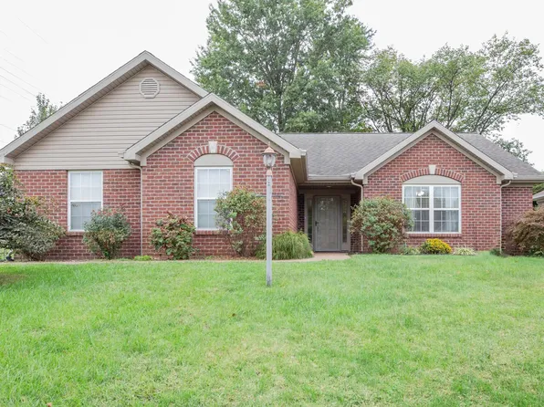 4526 Arrowridge Dr, Evansville, IN 47711