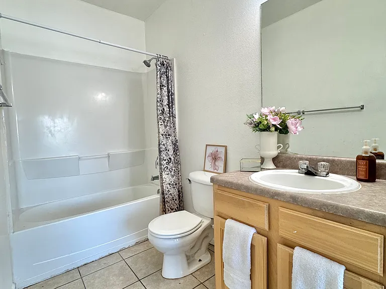 200 Talus Way #302 — Photo 6