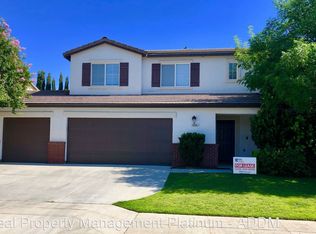 6054 E Hampton Way, Fresno, CA
