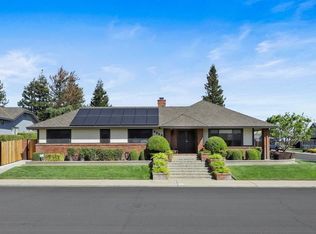 6512 Almondwood Dr, Riverbank, CA 95367