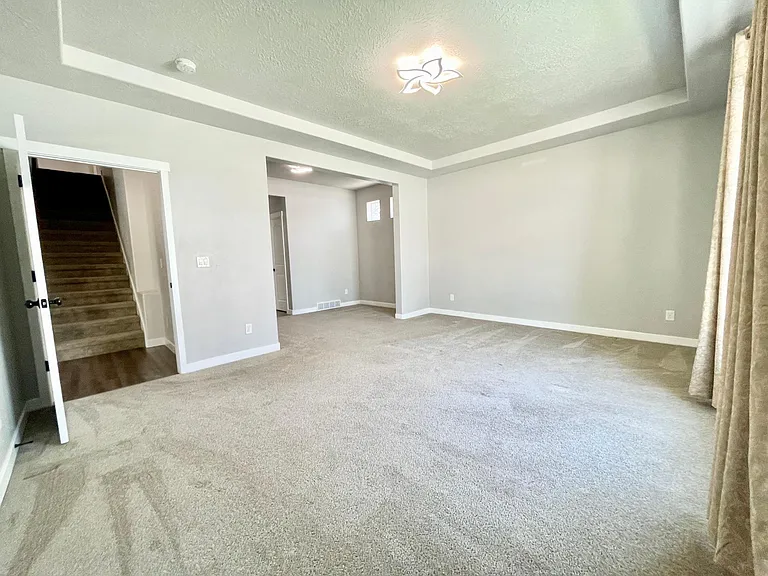 10924 S Glenda Ln — Photo 7