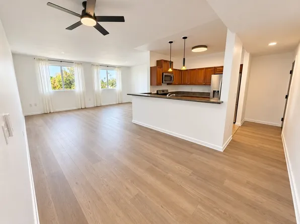 13951 Sherman Way Unit 310, Los Angeles, CA 91405