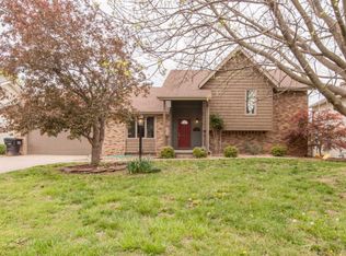 1313 E Knobhill St, Springfield, MO 65804