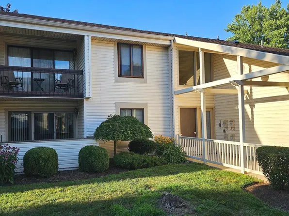 X 10 Avon Dr, Hightstown, NJ 08520