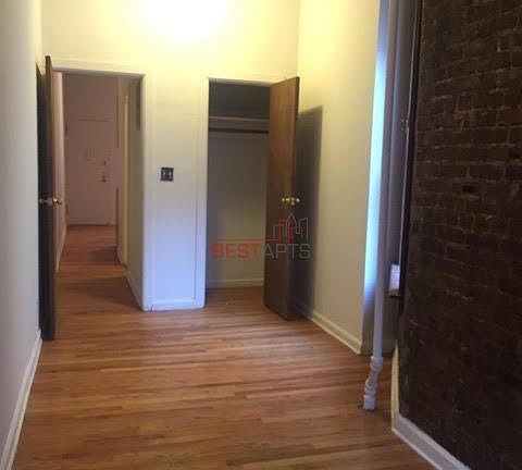 3rd image of 364 W 52nd St APT 4E