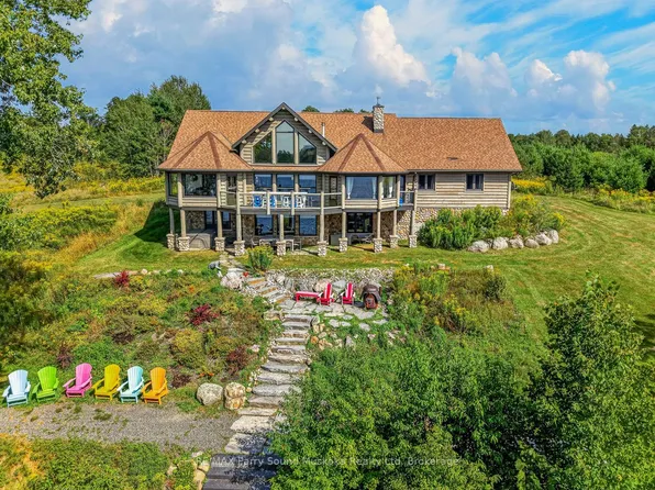 64 McCords Rd, McKellar, ON P2A 0B5