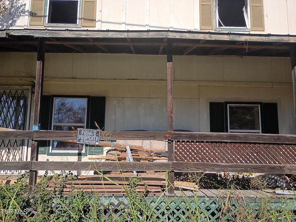 1st image of 1666 Broadway Dr