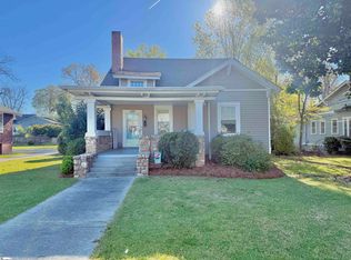 309 S Woodrow St, Clinton, SC 29325