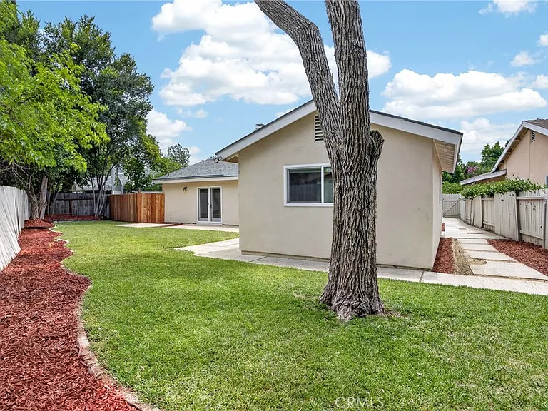 24441 Denise Pl — Photo 7