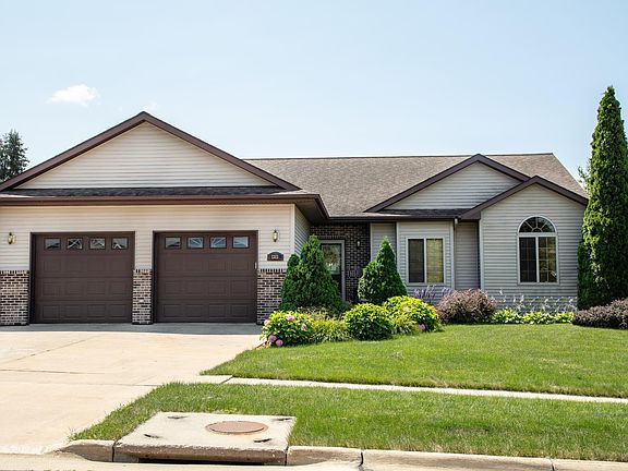 2nd image of 1313 Dalton Dr