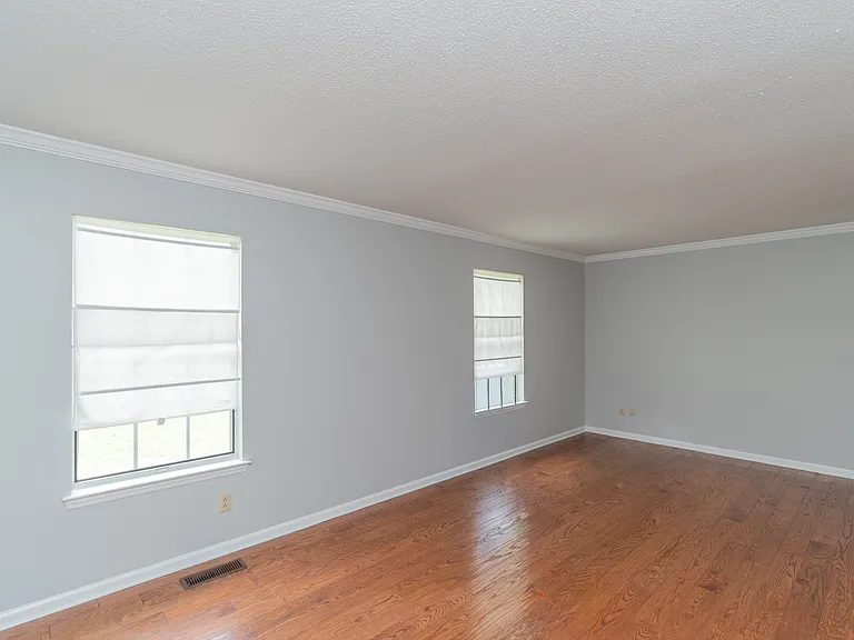 7830 Cove Ridge Dr — Photo 28
