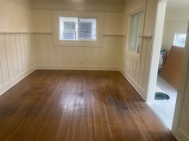 1412 W Jefferson Blvd — Photo 24