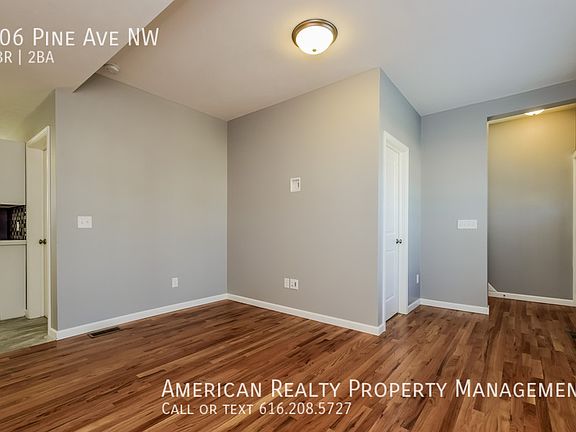 5th image of 206 Pine Ave NW