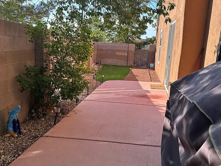 Vista Casitas Dr NW — Photo 12