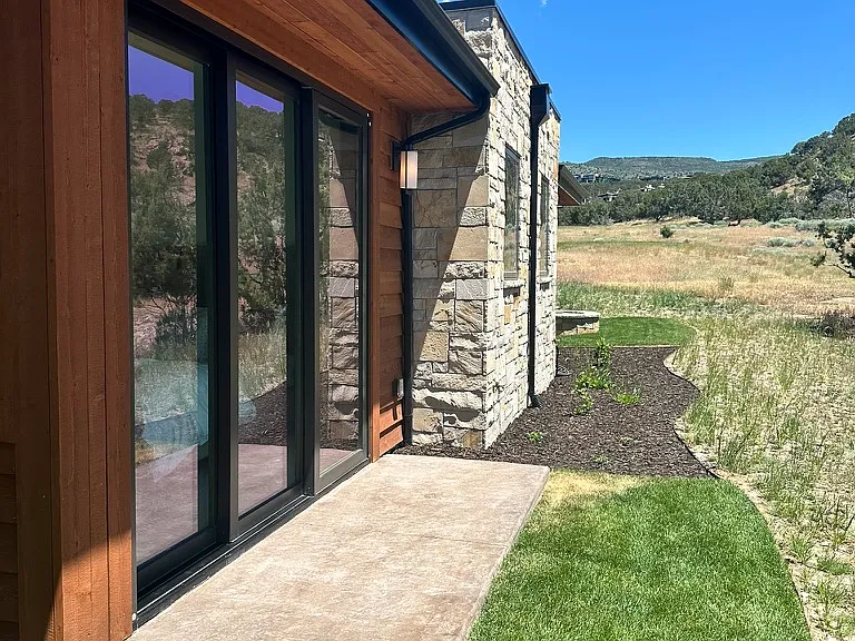 364 N Red Ledges Village Way — Photo 33
