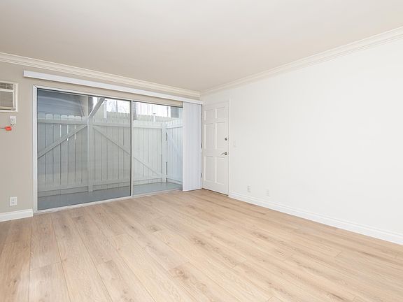 2nd image of 11945 Darlington Ave APT 3