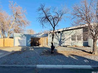 11932 Green Mountain St, Reno, NV 89506