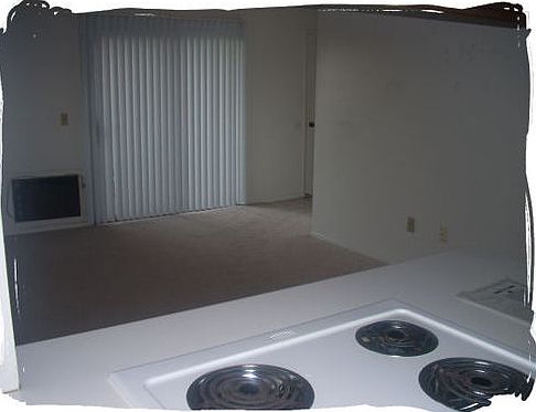 5th image of 322 Hillside Ter APT 15