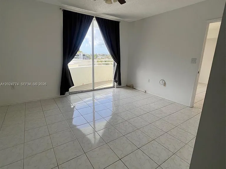 9156 Collins Ave #502 — Photo 5