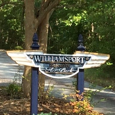 Pilot's wings entrance.