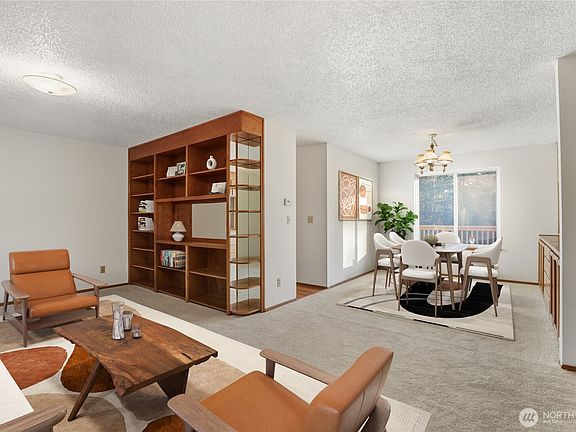 4th image of 13082 Olalla Valley Road SE