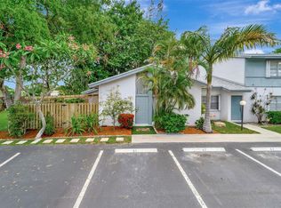 Apple Creek, Fort Lauderdale, FL 33313