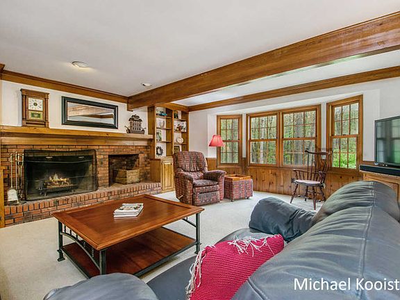 4th image of 6682 Tricklewood Ct SE