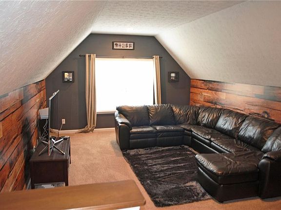 5th image of 13095 Tannenweg Way