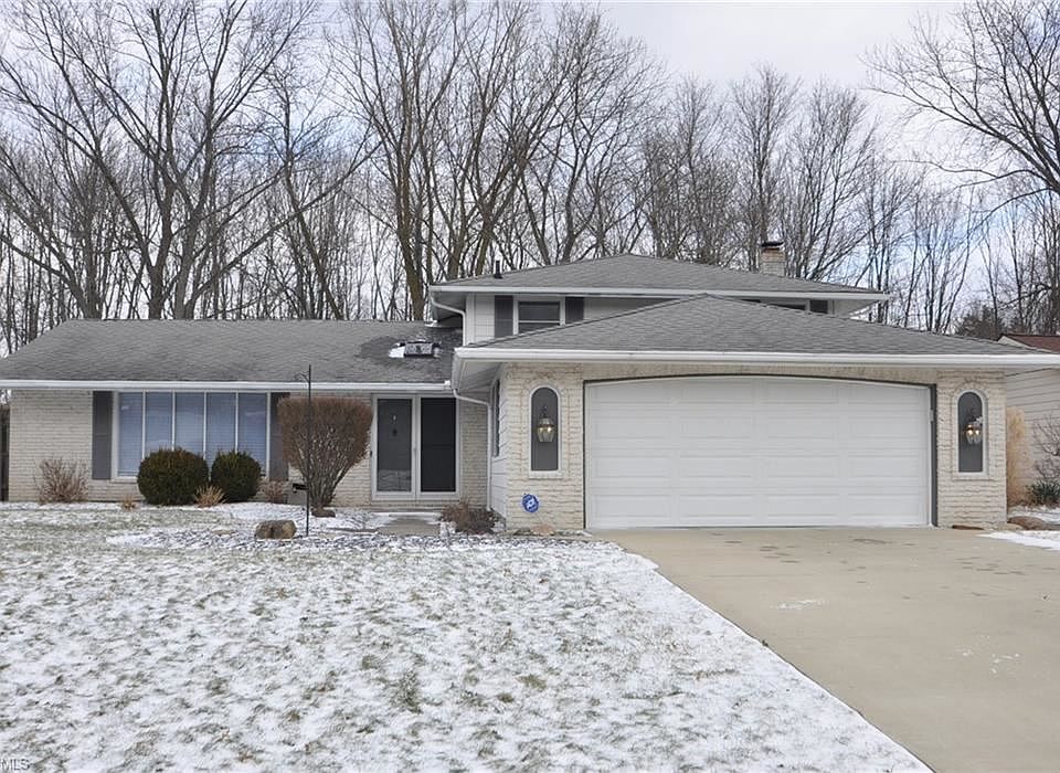 1st image of 17076 Hunting Meadows Dr