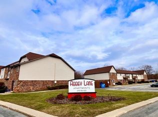 127 Abbey Ln #C6, Chesterton, IN 46304