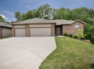 3031 N Albertha Ave, Springfield, MO 65803