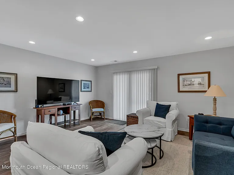 15 Linden Dr — Photo 12