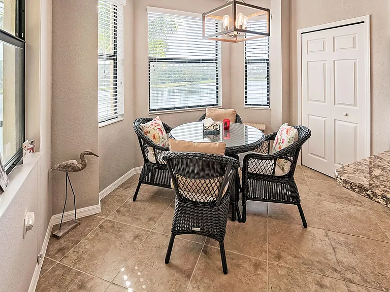 9727 Acqua Ct #423 — Photo 8