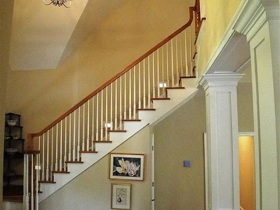 4th image of 163 Wimbledon Way