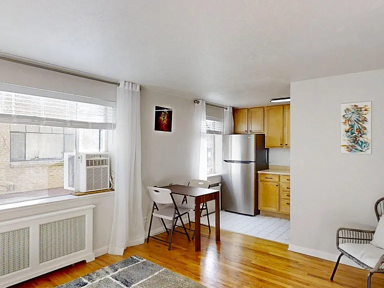 1190 N Clermont St #101 — Photo 6