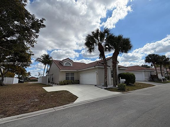 3rd image of 10285 Allegro Dr