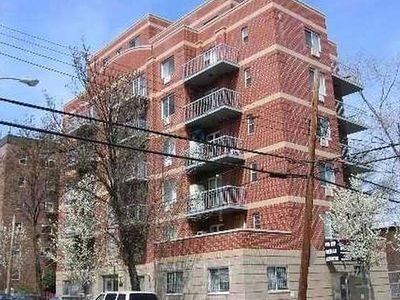 4373 Union St APT 7B, Flushing, NY, 11355