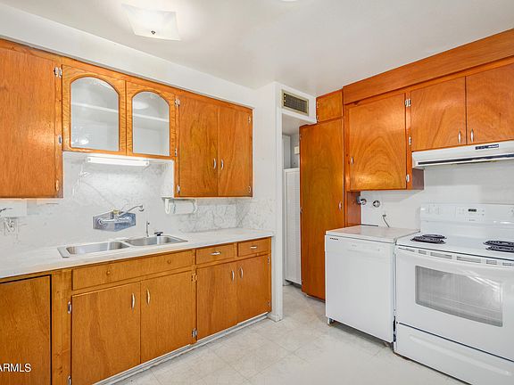 2nd image of 11107 W Elk Avenue