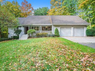 7959 Kraft Ave SE, Caledonia, MI 49316