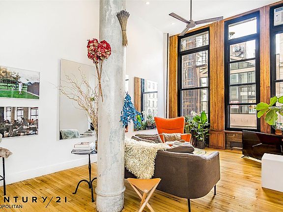 3rd image of 250 Mercer St APT C204