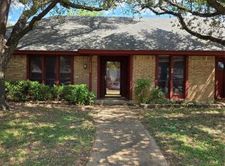 1115 Green River Trl, Cleburne, TX 76033