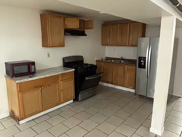 1929 S Spaulding Ave #BASEMENT — Photo 1