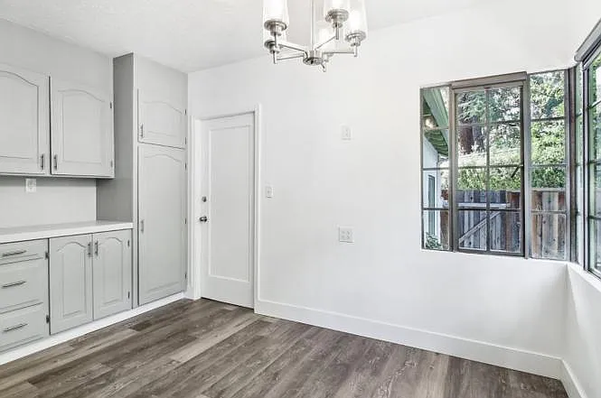 1040 Creek Dr — Photo 33