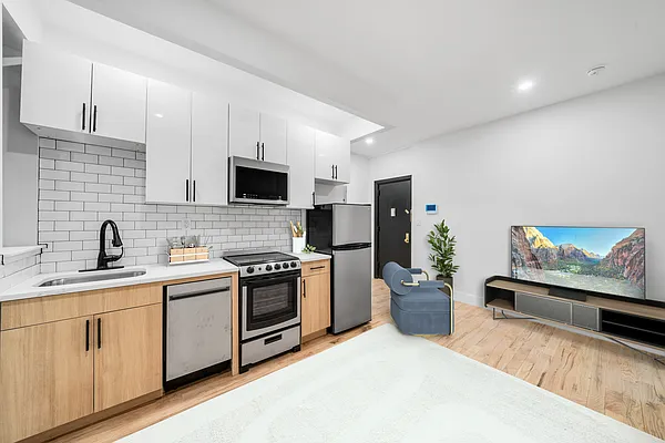 Rented by Vector New York, LLC | media 3