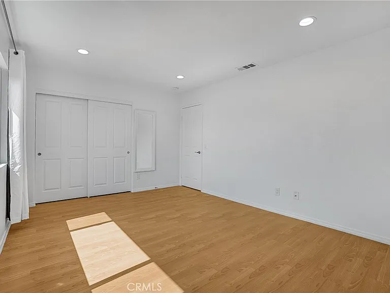 76 Millbrook — Photo 29
