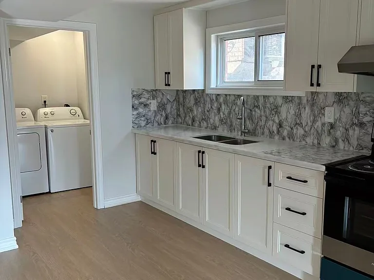 59 Adams St #BASEMENT — Photo 4