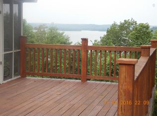 475 Big Richland Dr, Waverly, TN 37185