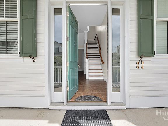 4th image of 4 Crabapple Cir APT B